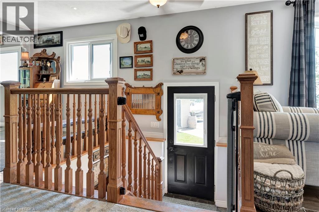 Photo 19 of 1697 Lakeshore Road, Selkirk ON