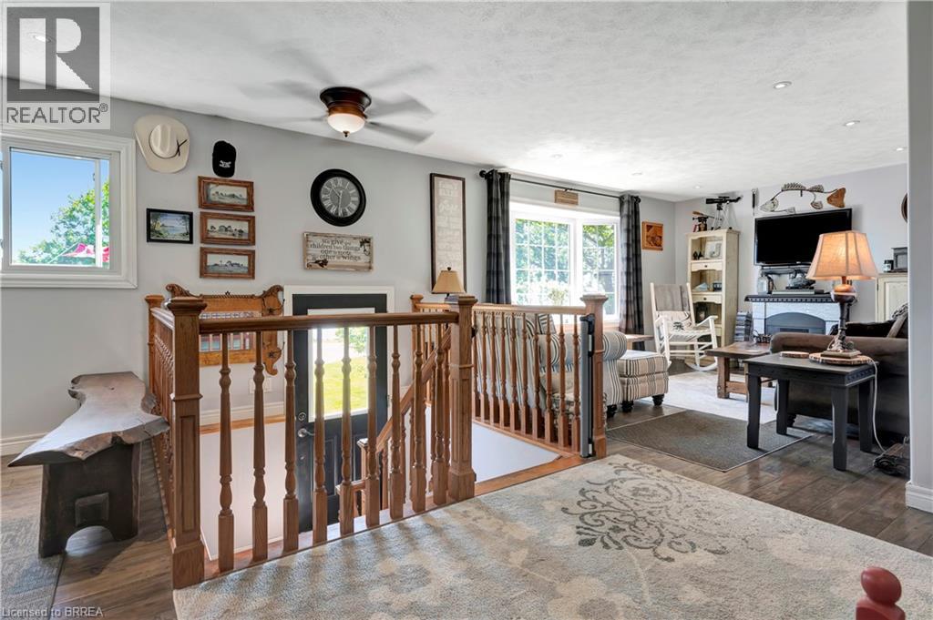 Photo 20 of 1697 Lakeshore Road, Selkirk ON