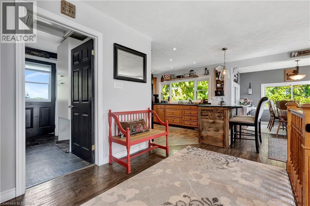 Photo 24 of 1697 Lakeshore Road, Selkirk ON