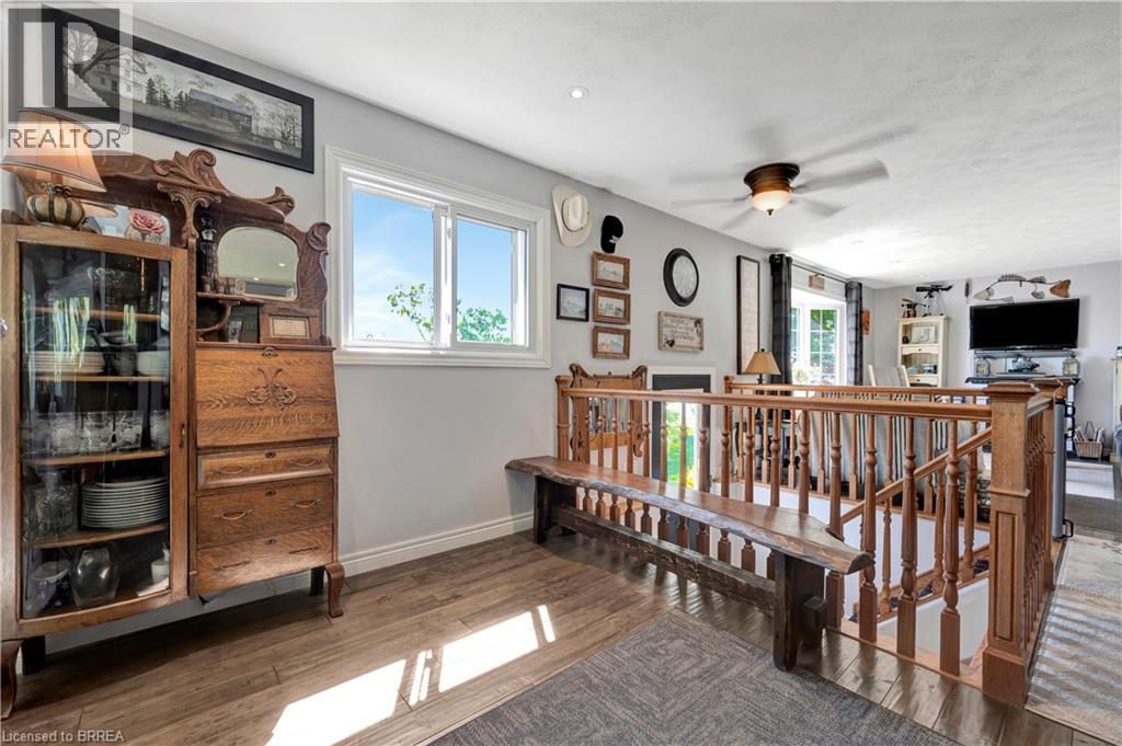 Photo 25 of 1697 Lakeshore Road, Selkirk ON