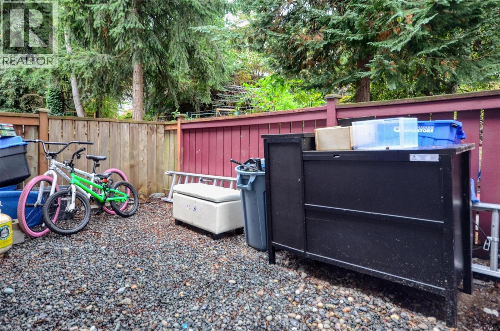 Photo 7 of 995 Walfred Rd, Langford BC