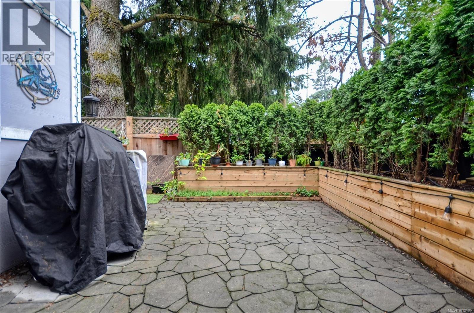 Photo 8 of 995 Walfred Rd, Langford BC