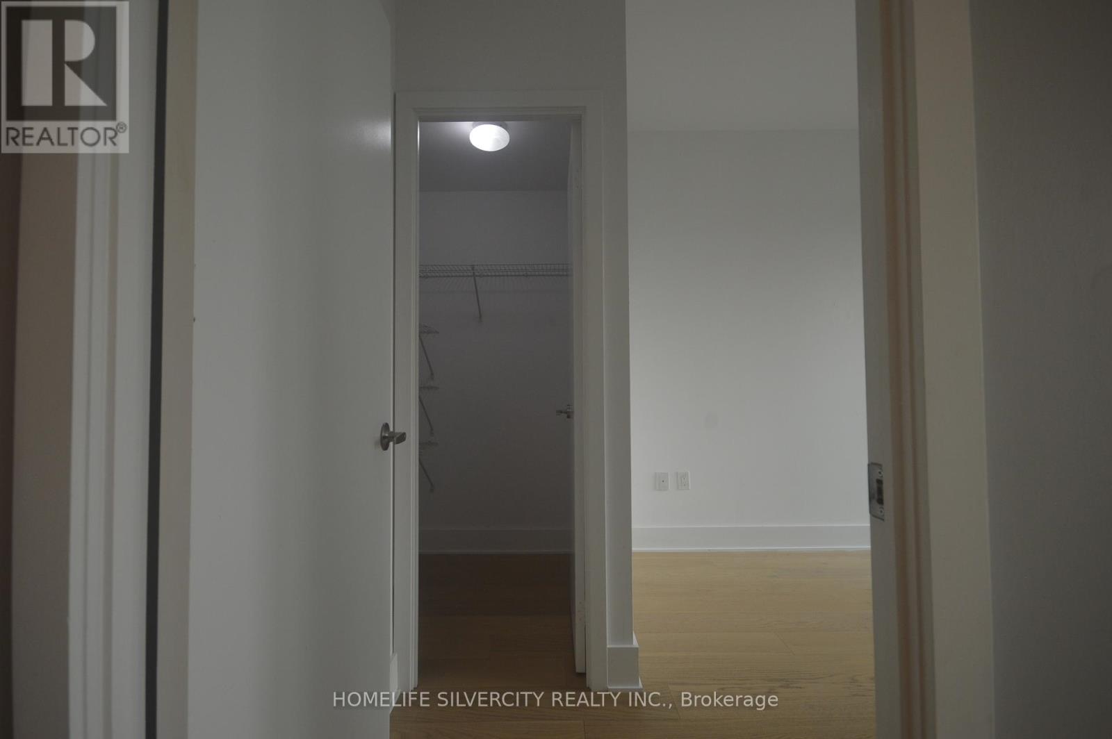 Photo 23 of 20 Shore Breeze Drive, Toronto ON