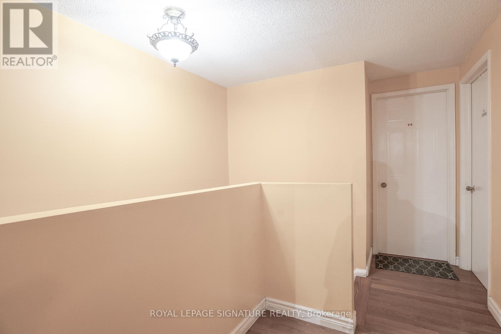 Photo 32 of 78 Grandridge Crescent, Guelph ON