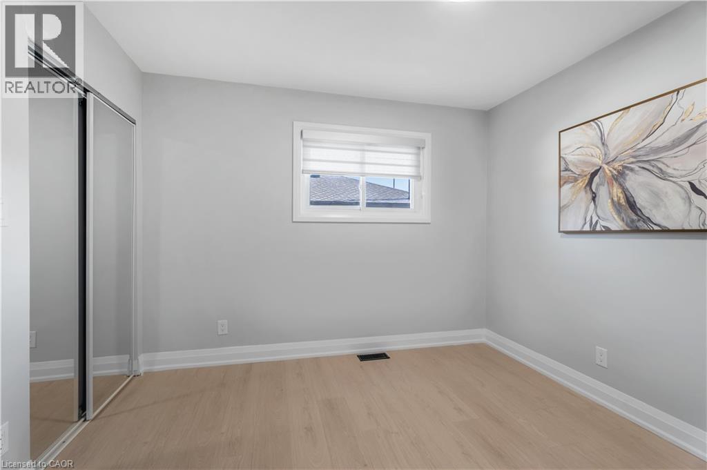Photo 19 of 19 Old Orchard Avenue, Grimsby ON