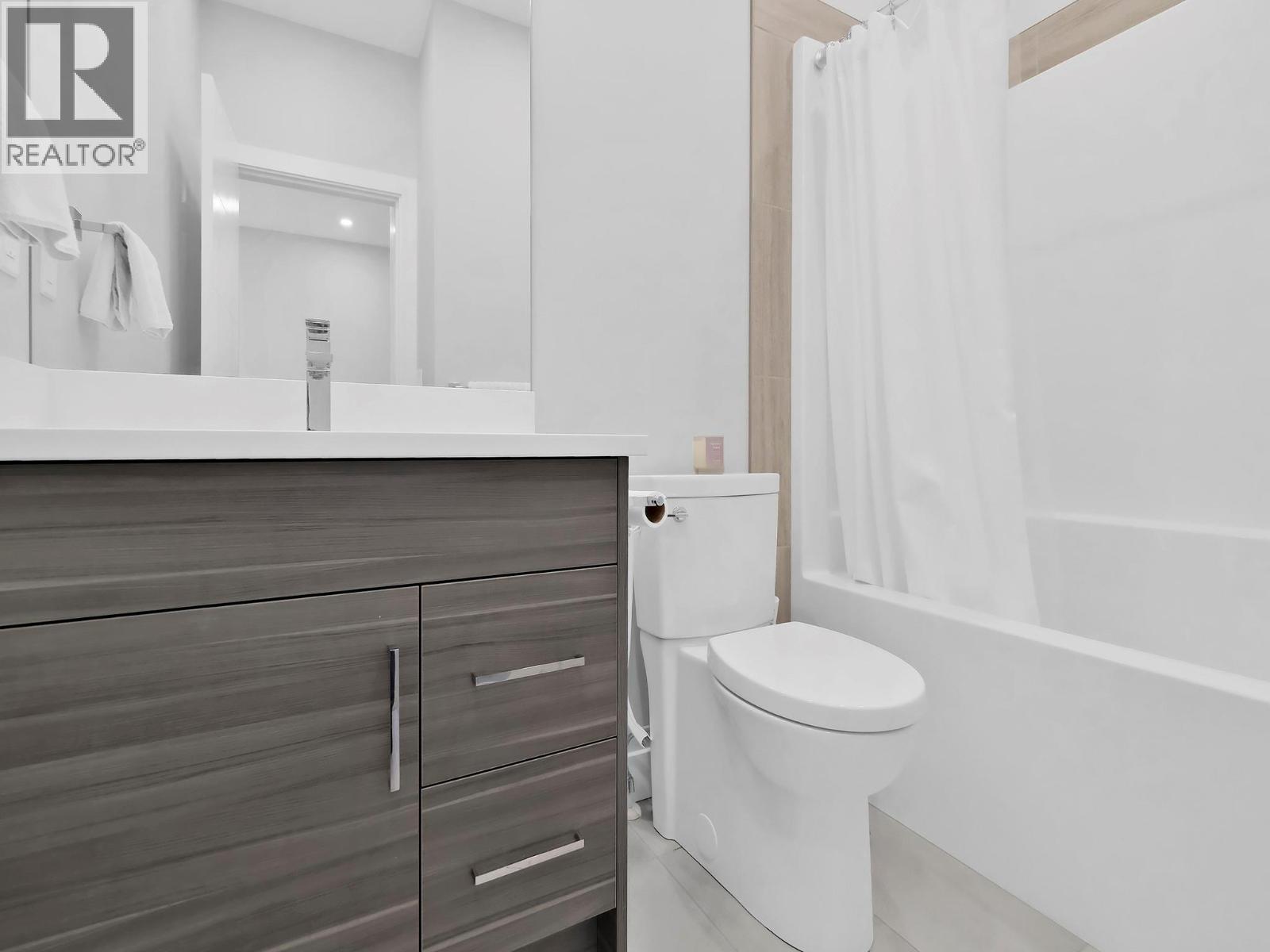253 NORTON Street Unit# 105, Penticton