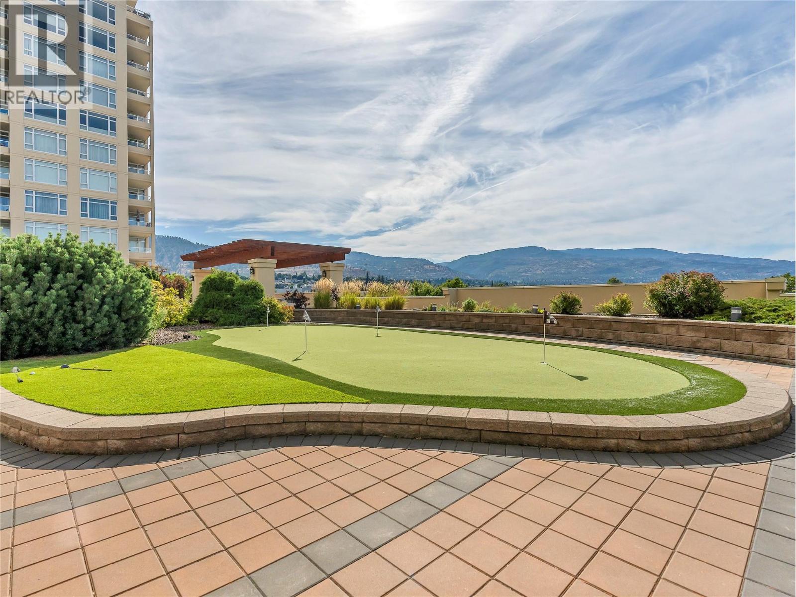 100 LAKESHORE Drive W Unit# 111, Penticton