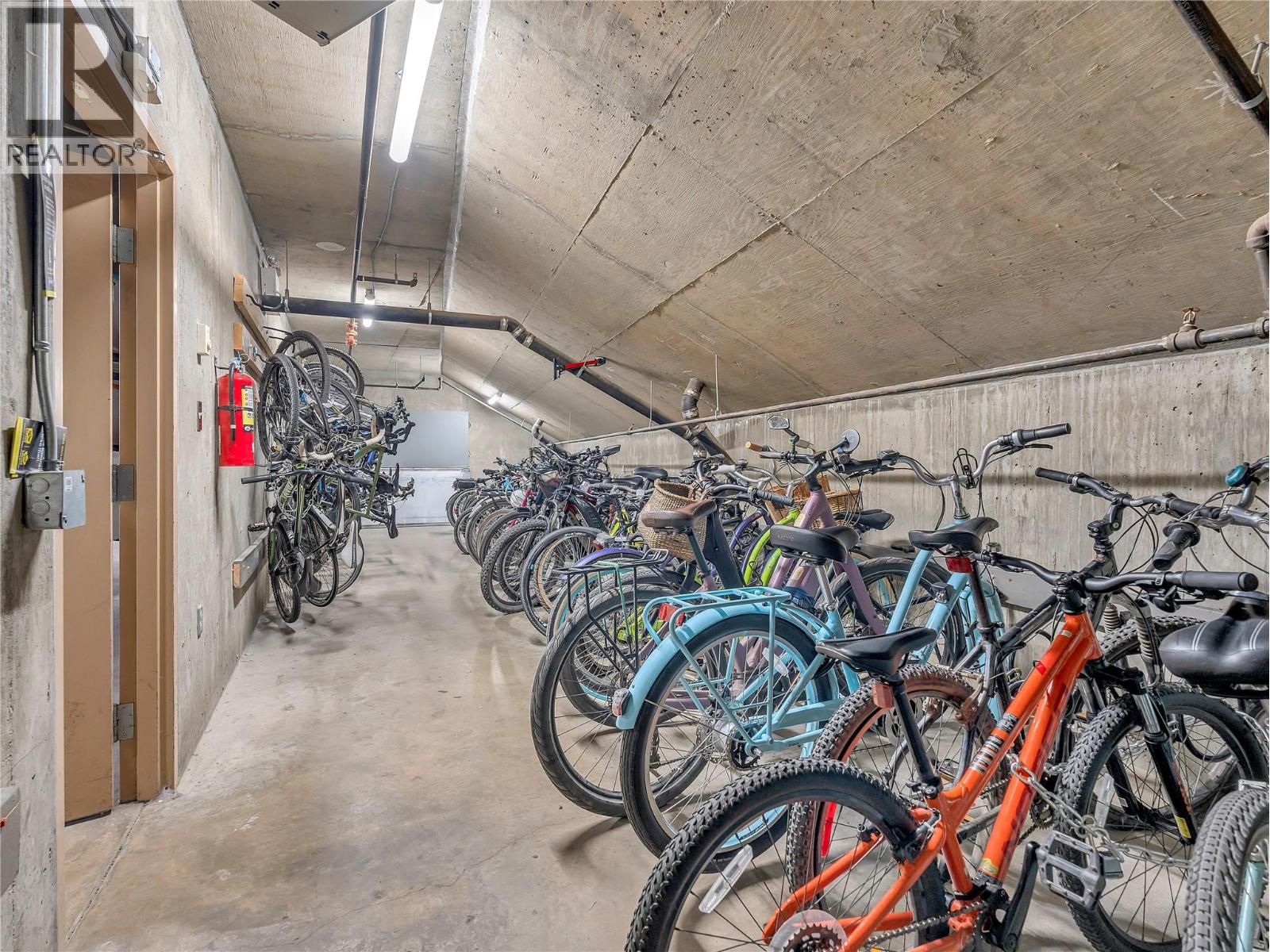100 LAKESHORE Drive W Unit# 111, Penticton
