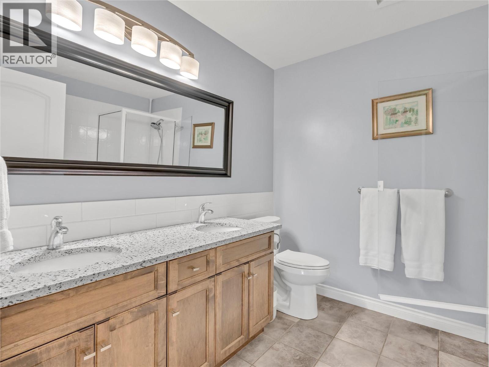 100 LAKESHORE Drive W Unit# 111, Penticton