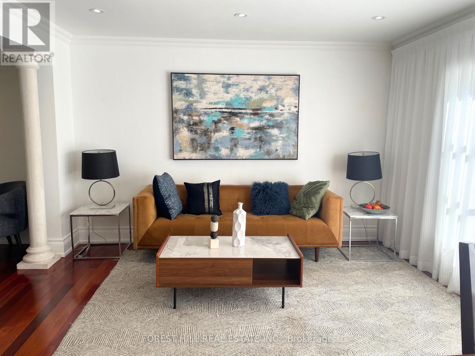Photo 2 of 21 Rialto Drive, Toronto ON
