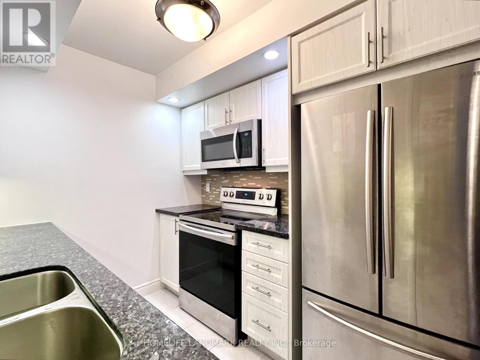 Photo 7 of 728 15 Northtown Way, Toronto ON