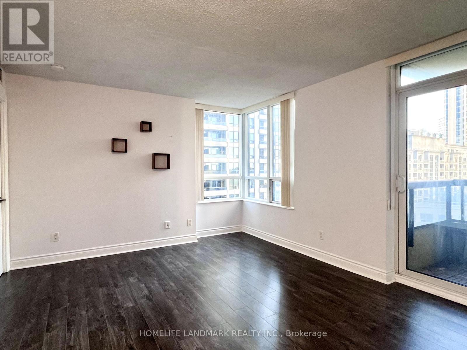Photo 9 of 728 15 Northtown Way, Toronto ON