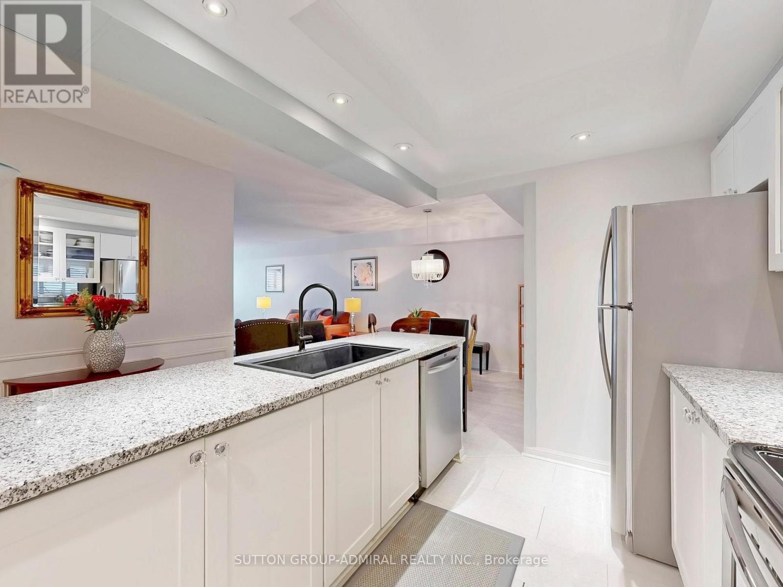 Photo 14 of 217 712 Rossland Road, Whitby ON