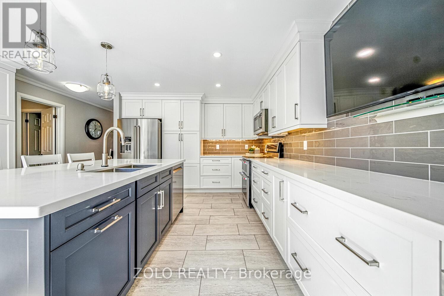 Photo 13 of 13 Glen Eagles Drive, Clarington ON
