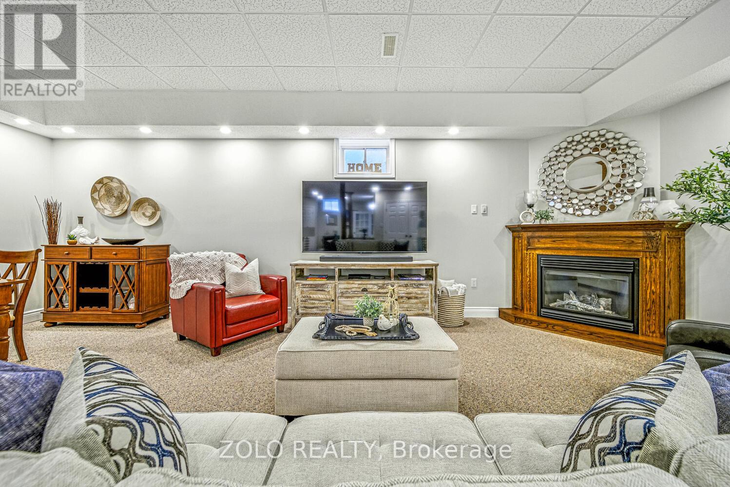 Photo 30 of 13 Glen Eagles Drive, Clarington ON