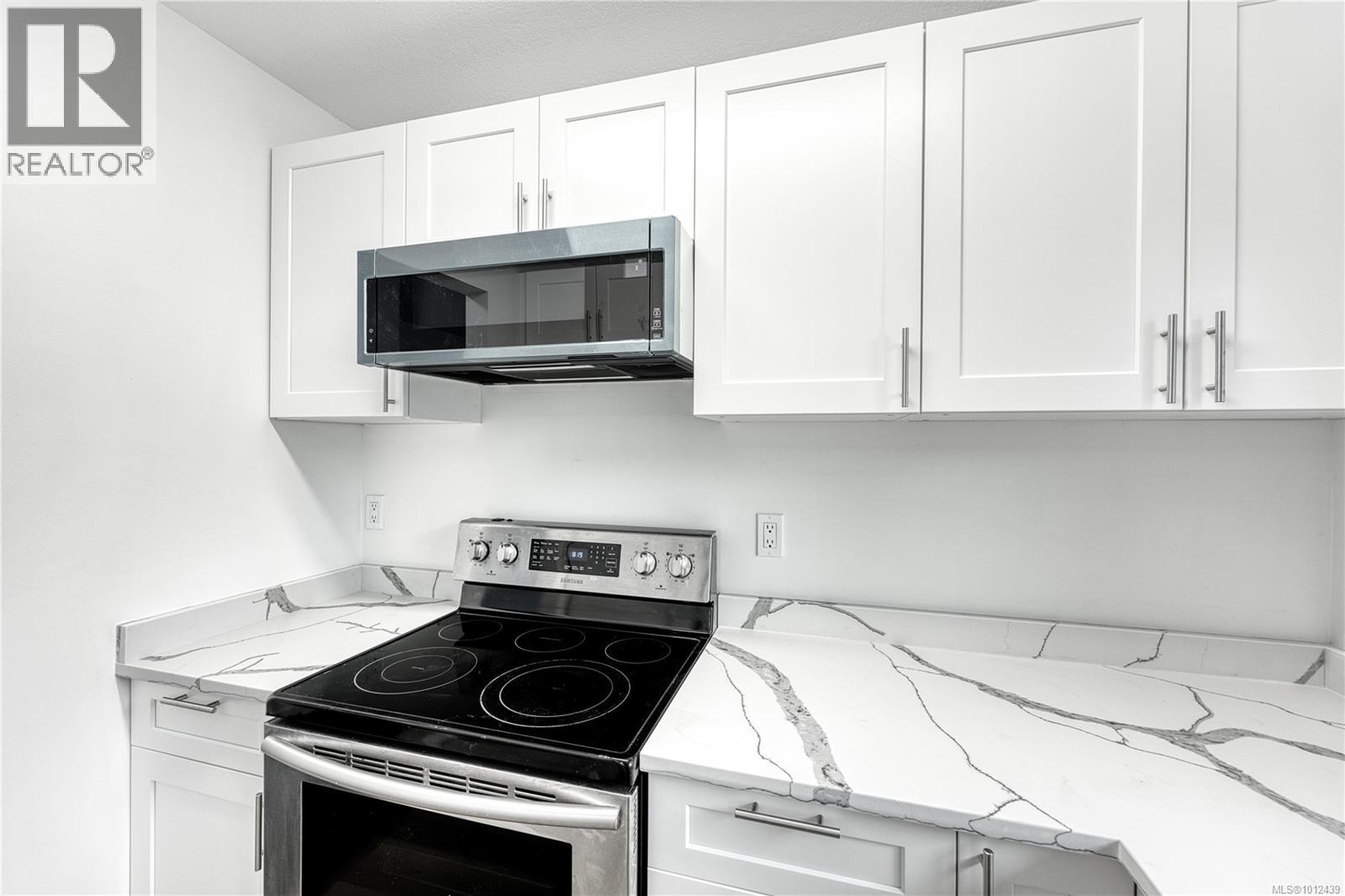 Photo 10 of 36 262 Harwell Rd, Nanaimo BC