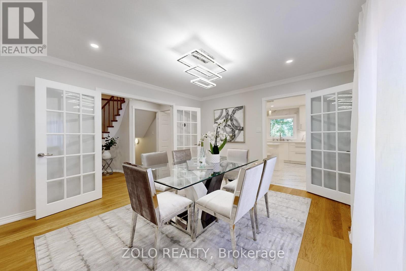 Photo 17 of 371 Binns Avenue, Newmarket ON