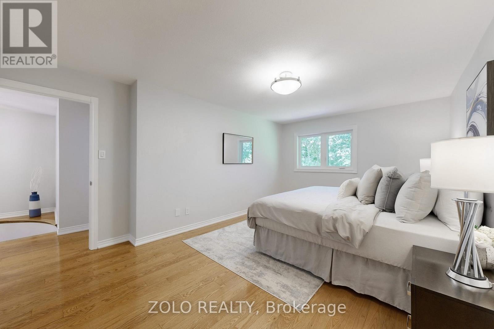 Photo 28 of 371 Binns Avenue, Newmarket ON