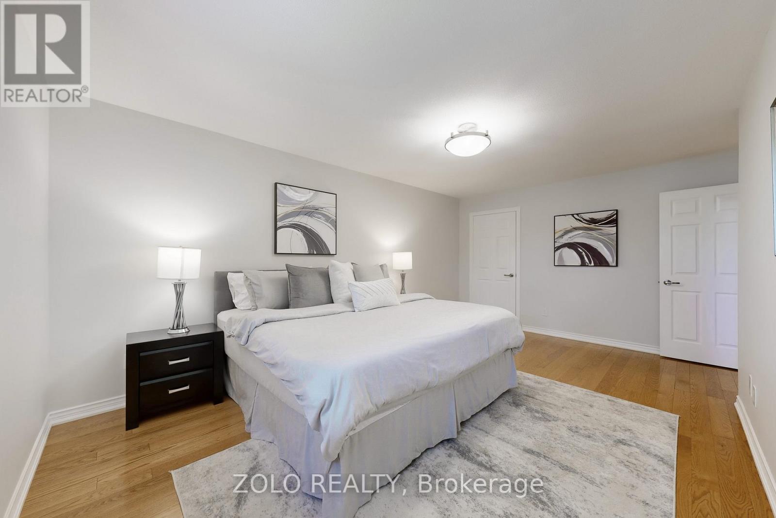Photo 29 of 371 Binns Avenue, Newmarket ON
