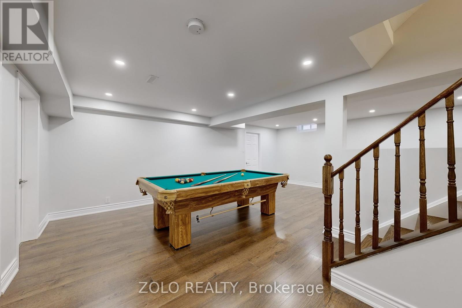 Photo 33 of 371 Binns Avenue, Newmarket ON
