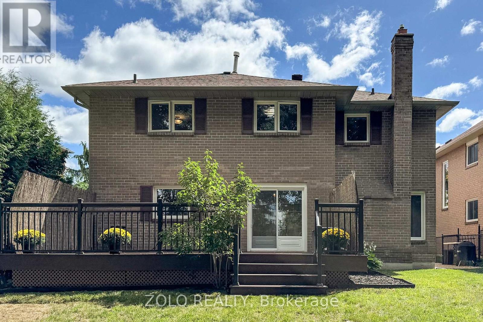 Photo 38 of 371 Binns Avenue, Newmarket ON