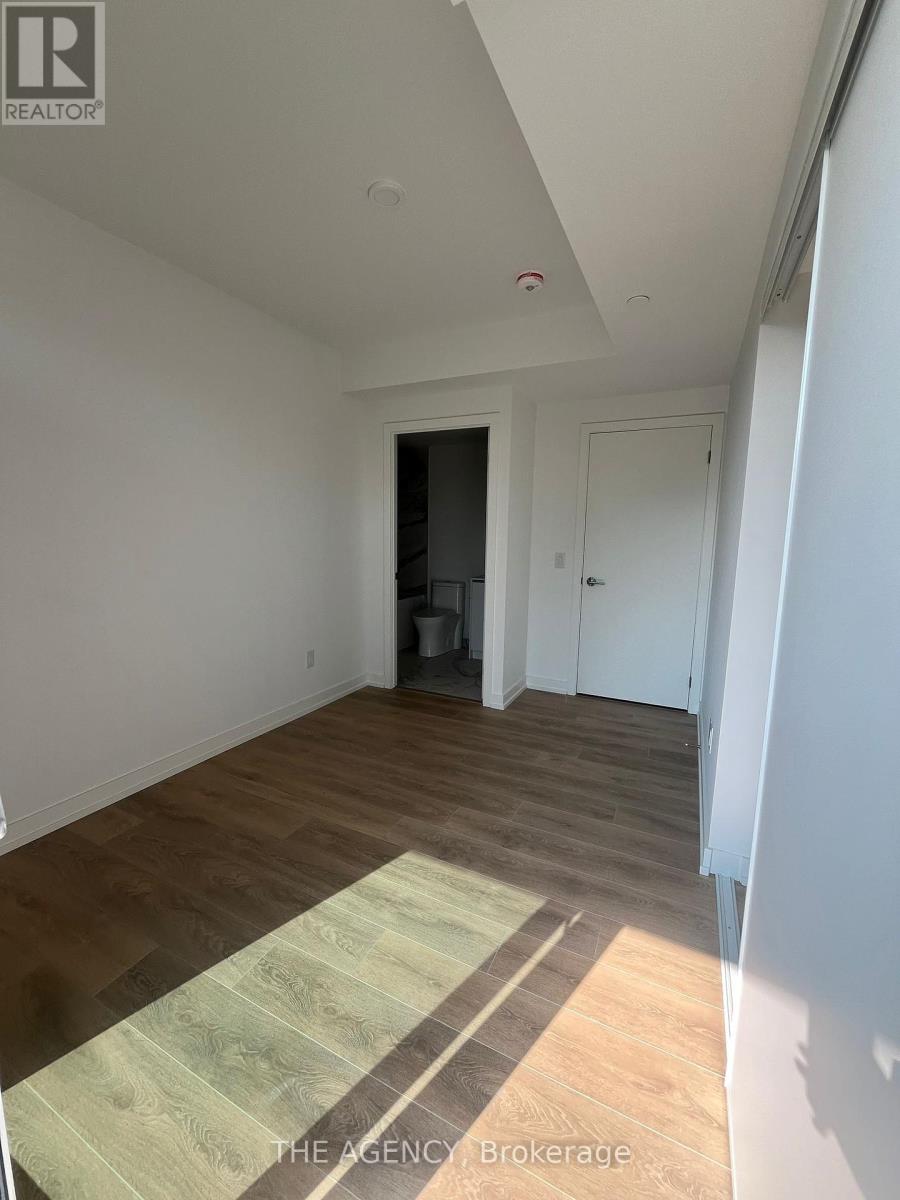 Photo 15 of 215 1100 Sheppard Avenue W, Toronto ON