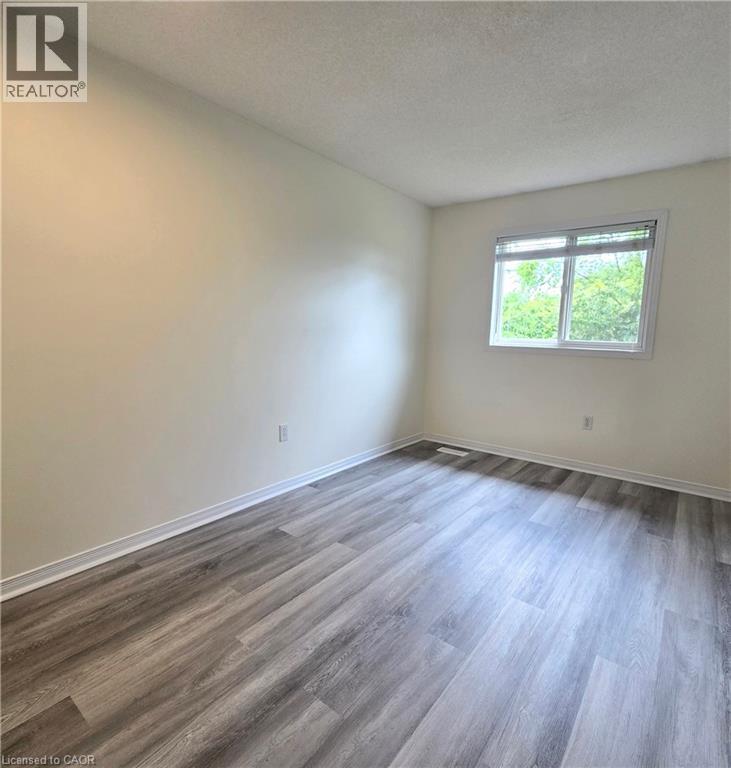 Photo 19 of 235 Saginaw Parkway Unit 73, Cambridge ON