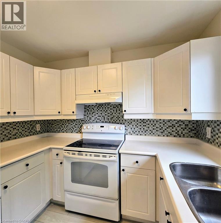 Photo 9 of 235 Saginaw Parkway Unit 73, Cambridge ON