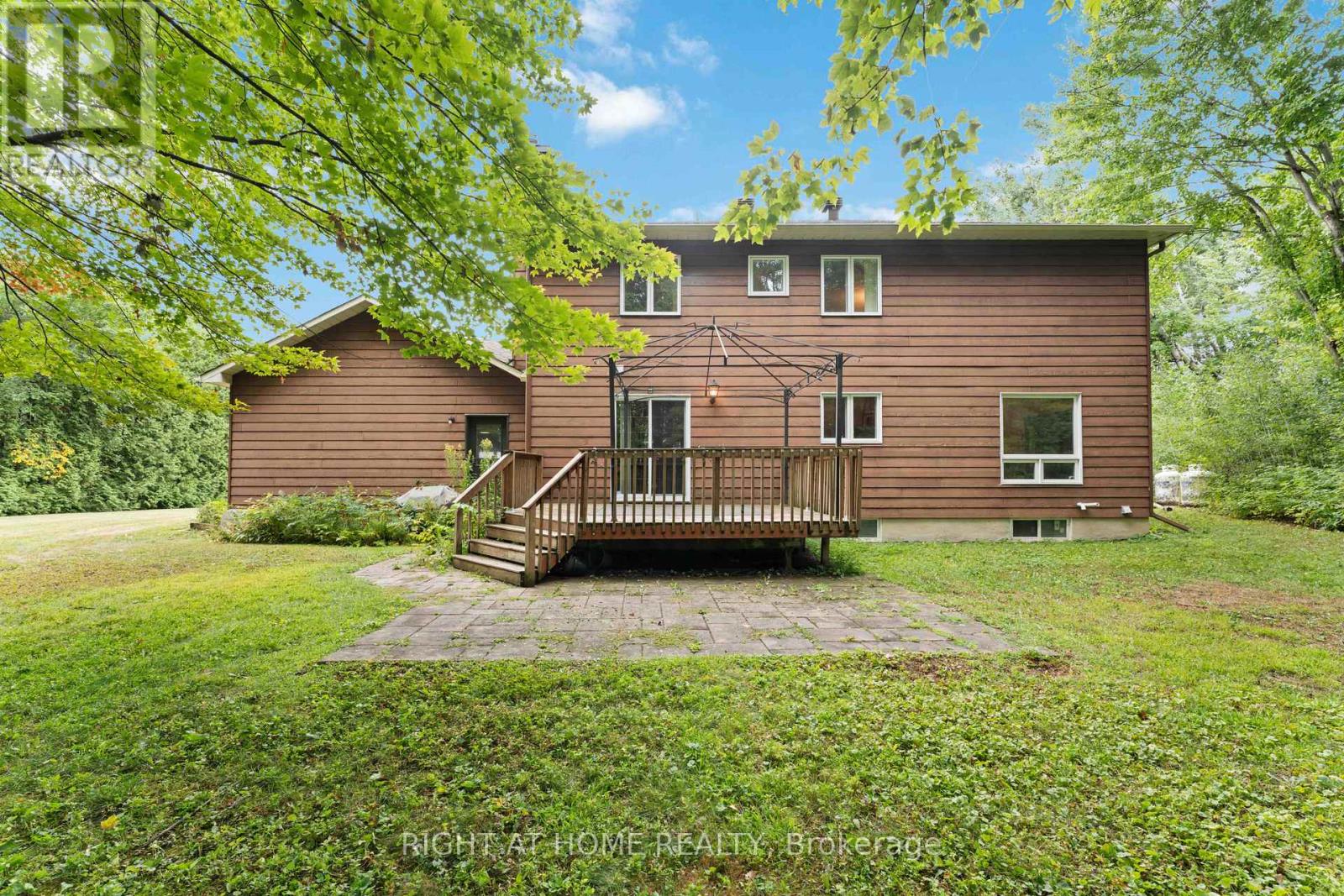 Photo 28 of 730 Canary Street, Ottawa ON
