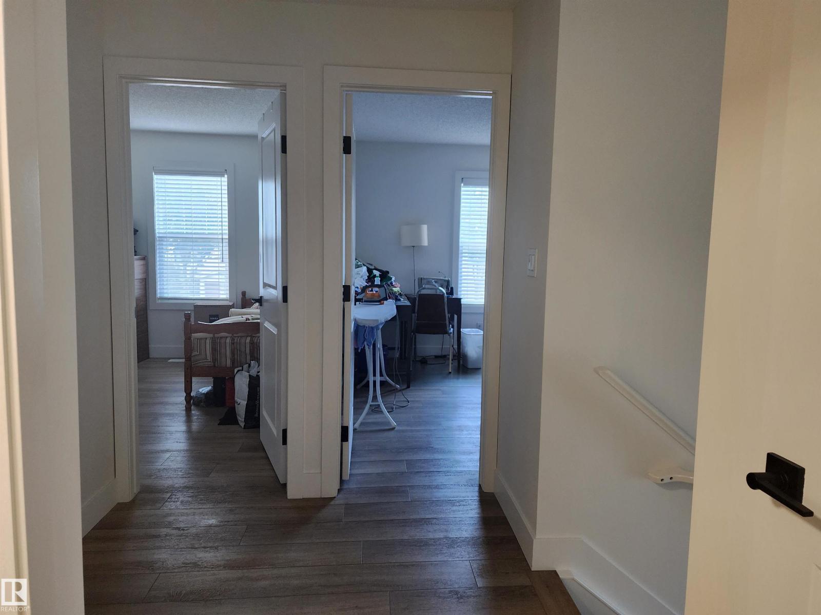 Photo 16 of 129 Griesbach Rd Nw, Edmonton AB