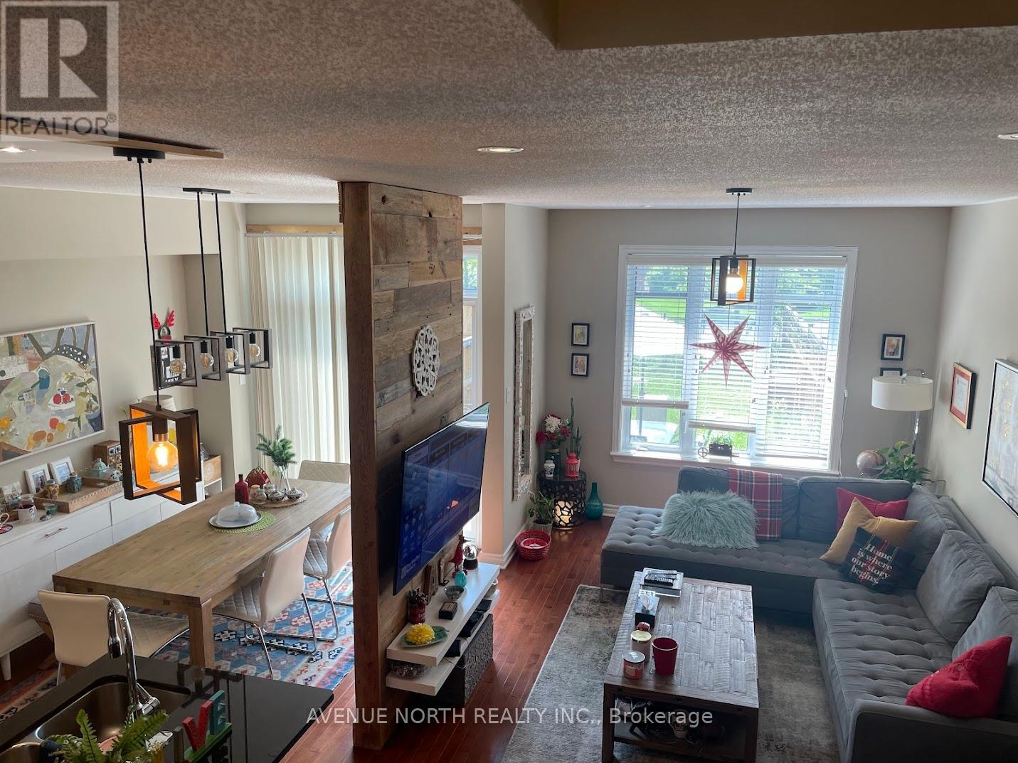 Photo 9 of 365 Cooks Mill Crescent, Ottawa ON