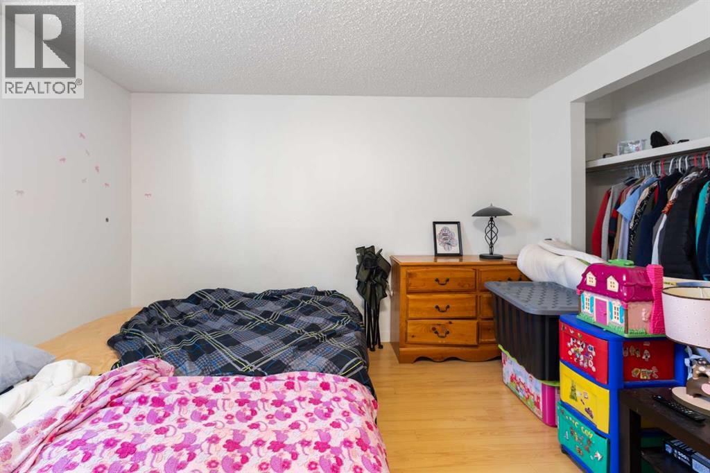Photo 32 of 703 130 Avenue Sw, Calgary AB