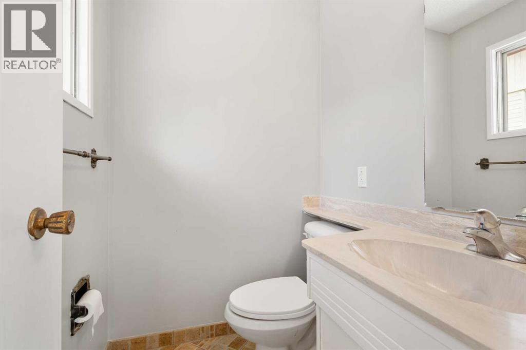 Photo 24 of 703 130 Avenue Sw, Calgary AB