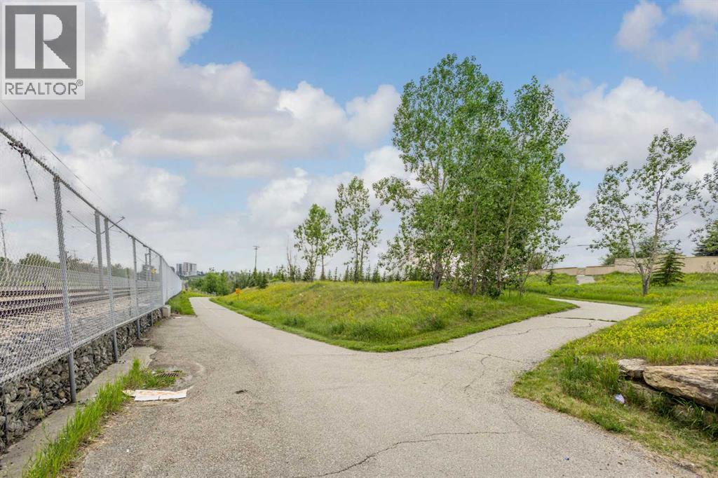 Photo 49 of 703 130 Avenue Sw, Calgary AB
