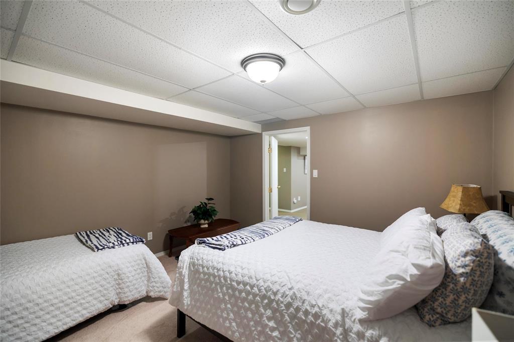 Photo 28 of 2 351 Loewen Boulevard, Steinbach MB