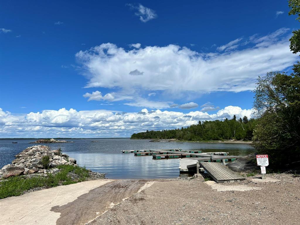 Photo 7 of 41 Pelican Inlet Road, Manigotagan MB