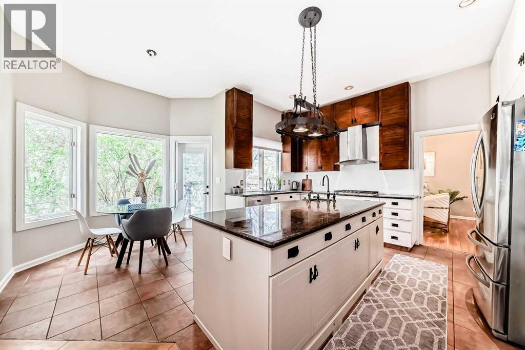 Photo 6 of 145 Straddock Terrace Sw, Calgary AB