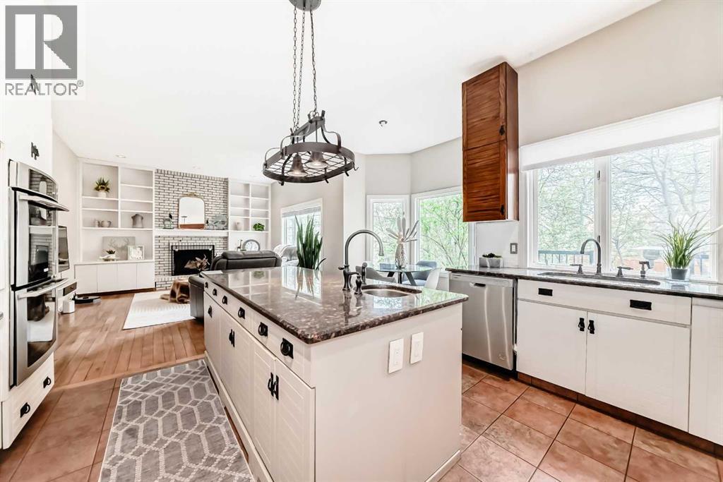 Photo 7 of 145 Straddock Terrace Sw, Calgary AB