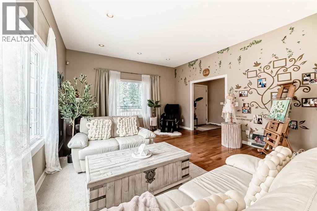 Photo 21 of 145 Straddock Terrace Sw, Calgary AB