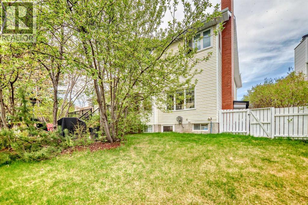 Photo 47 of 145 Straddock Terrace Sw, Calgary AB