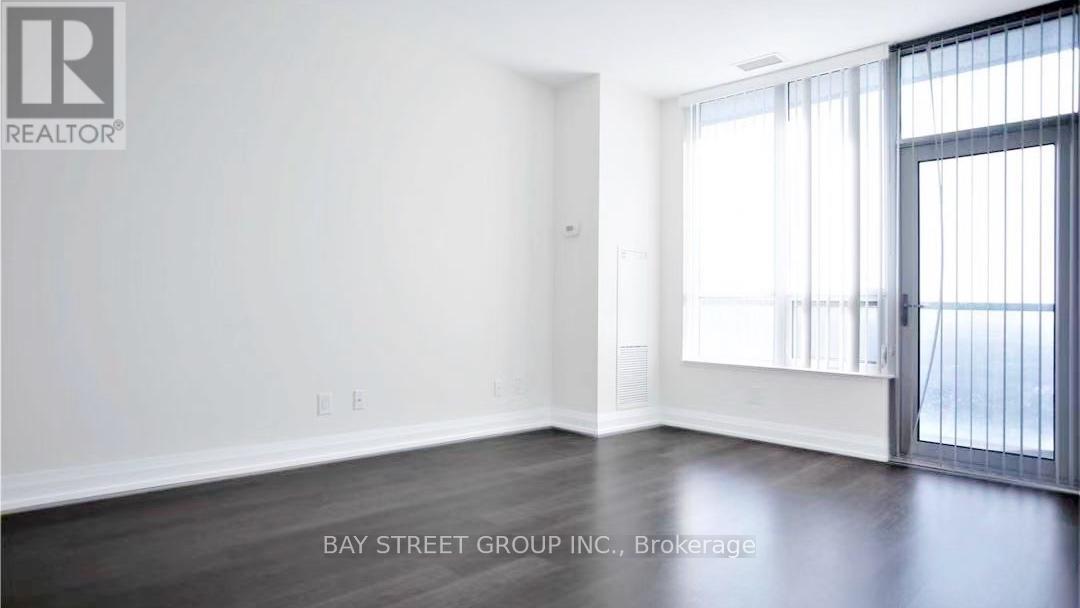 Photo 5 of 4519 5 Sheppard Avenue E, Toronto ON