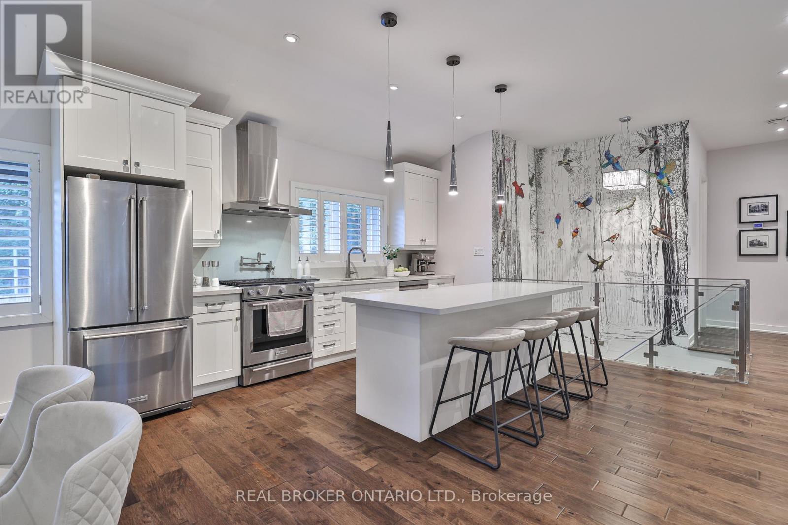 Photo 11 of 2054 Rebecca Street, Oakville ON