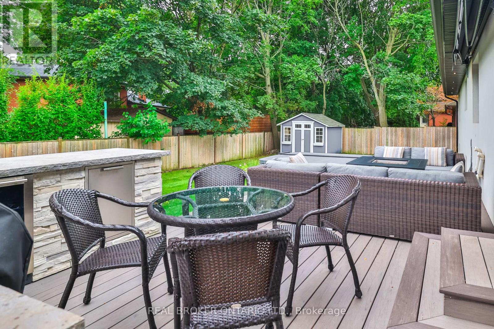Photo 39 of 2054 Rebecca Street, Oakville ON