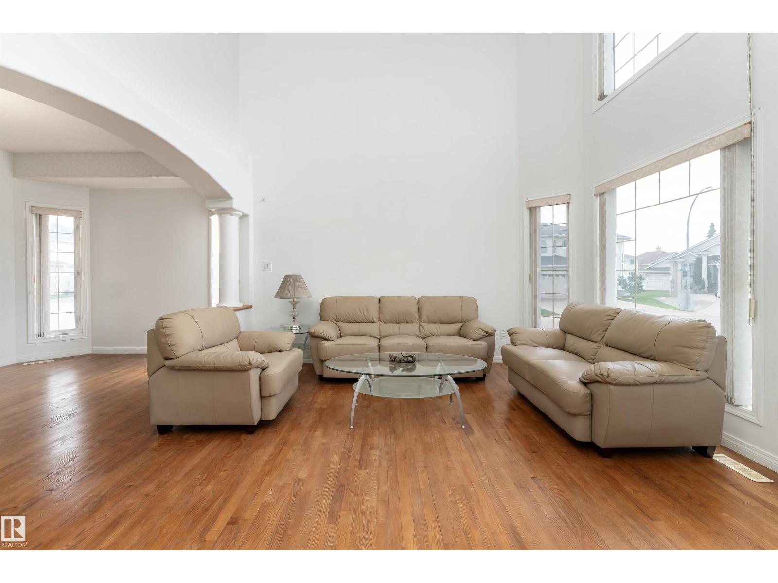 Photo 6 of 15803 91 St Nw, Edmonton AB