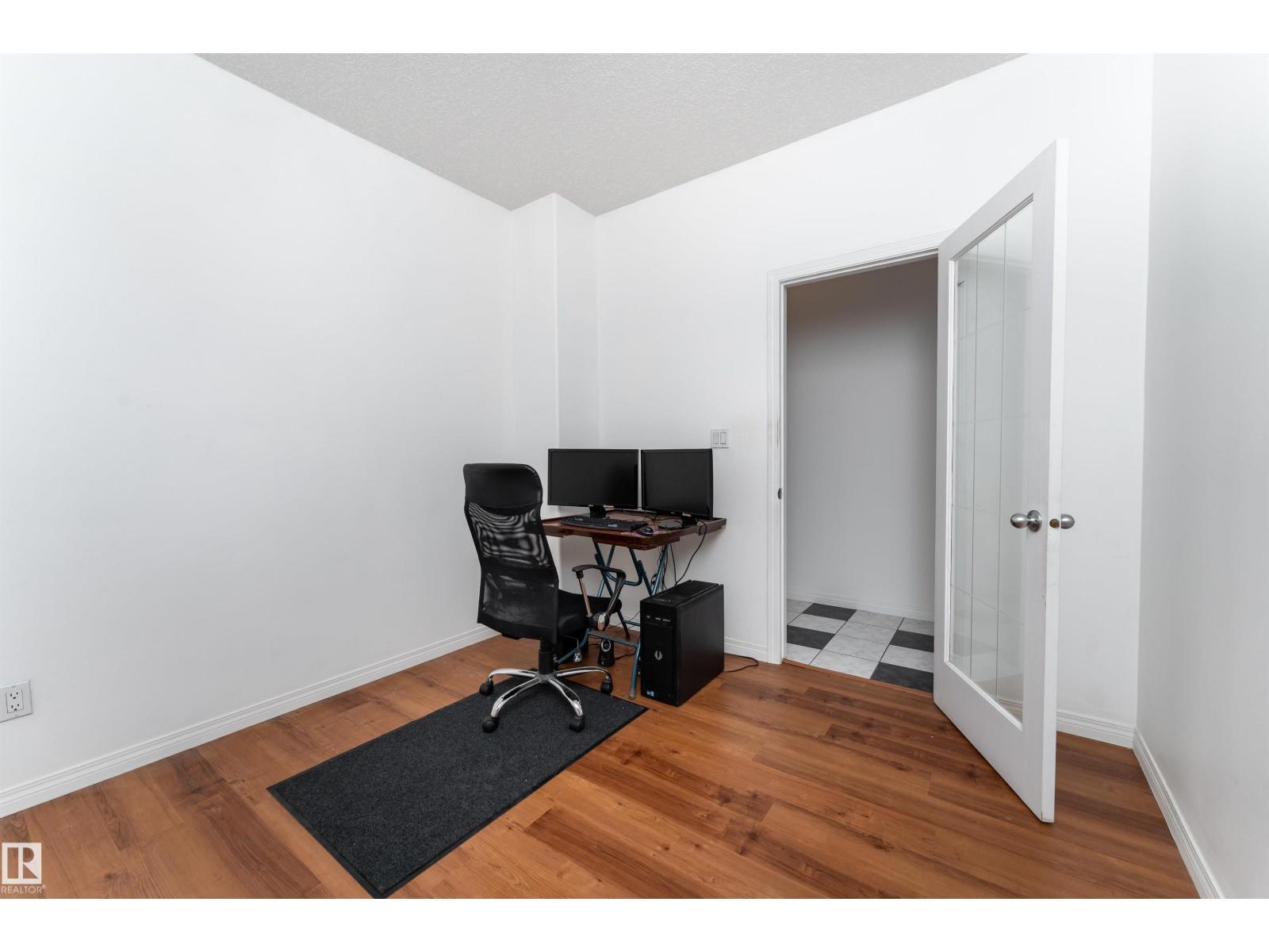 Photo 18 of 15803 91 St Nw, Edmonton AB