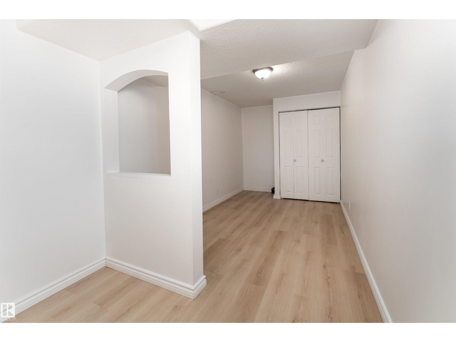Photo 41 of 15803 91 St Nw, Edmonton AB