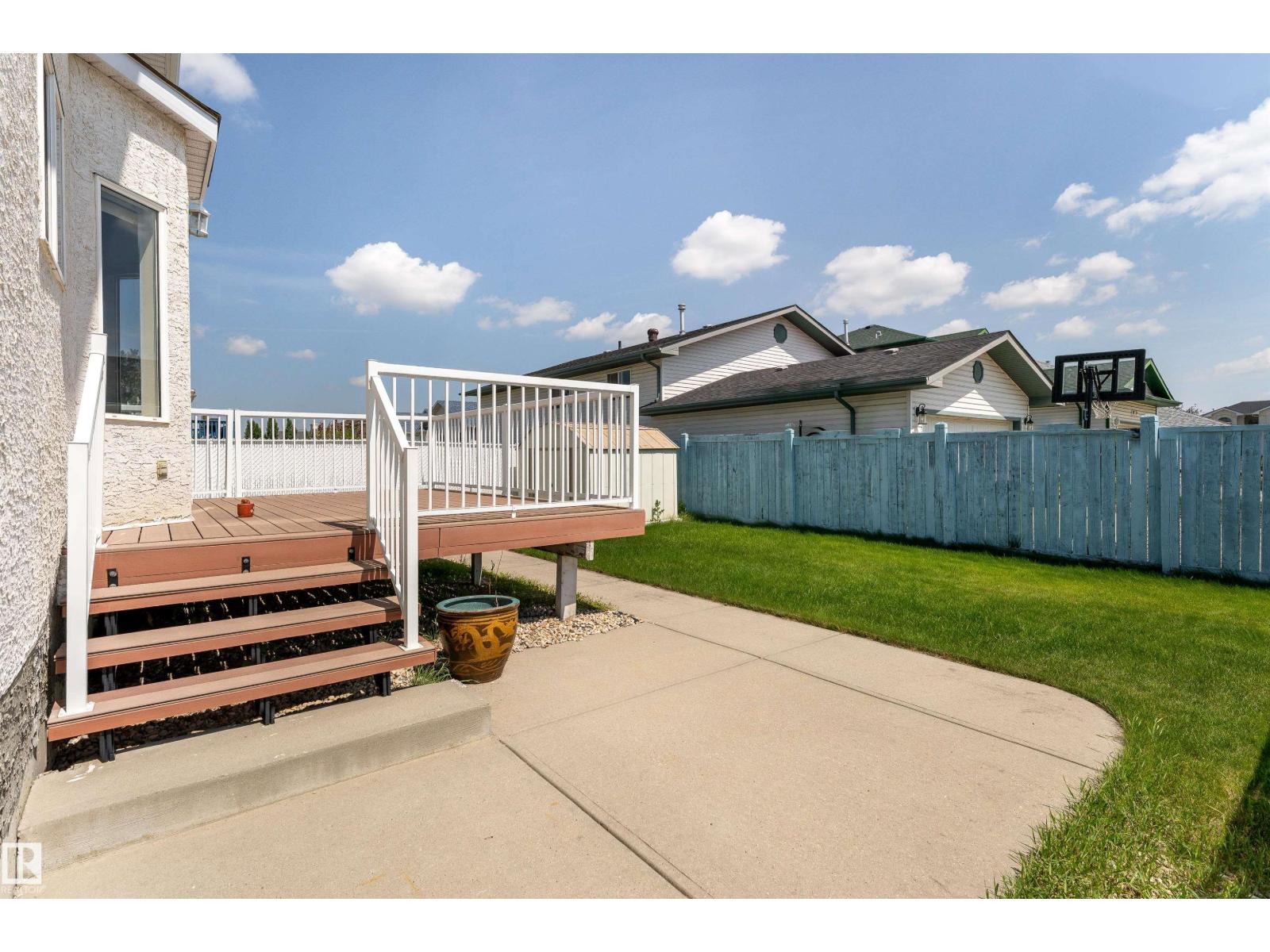 Photo 47 of 15803 91 St Nw, Edmonton AB