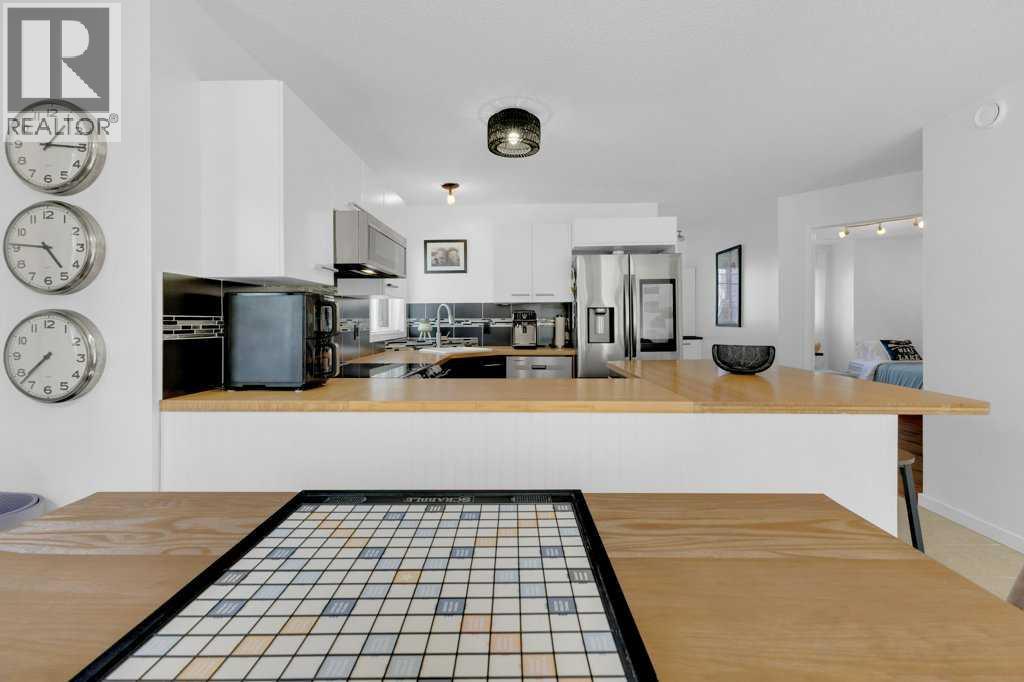 Photo 7 of 1501 5220 50 A Avenue, Sylvan Lake AB