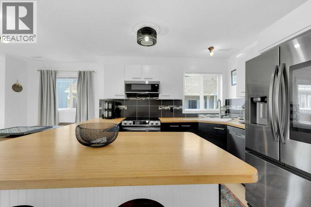 Photo 4 of 1501 5220 50 A Avenue, Sylvan Lake AB