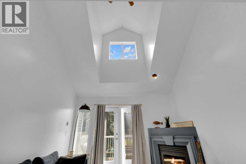 Photo 11 of 1501 5220 50 A Avenue, Sylvan Lake AB